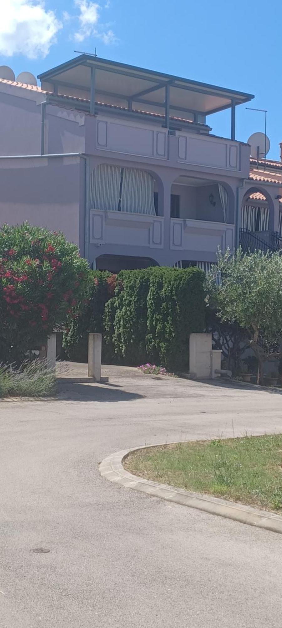 Purple House Apartment Pula Room photo